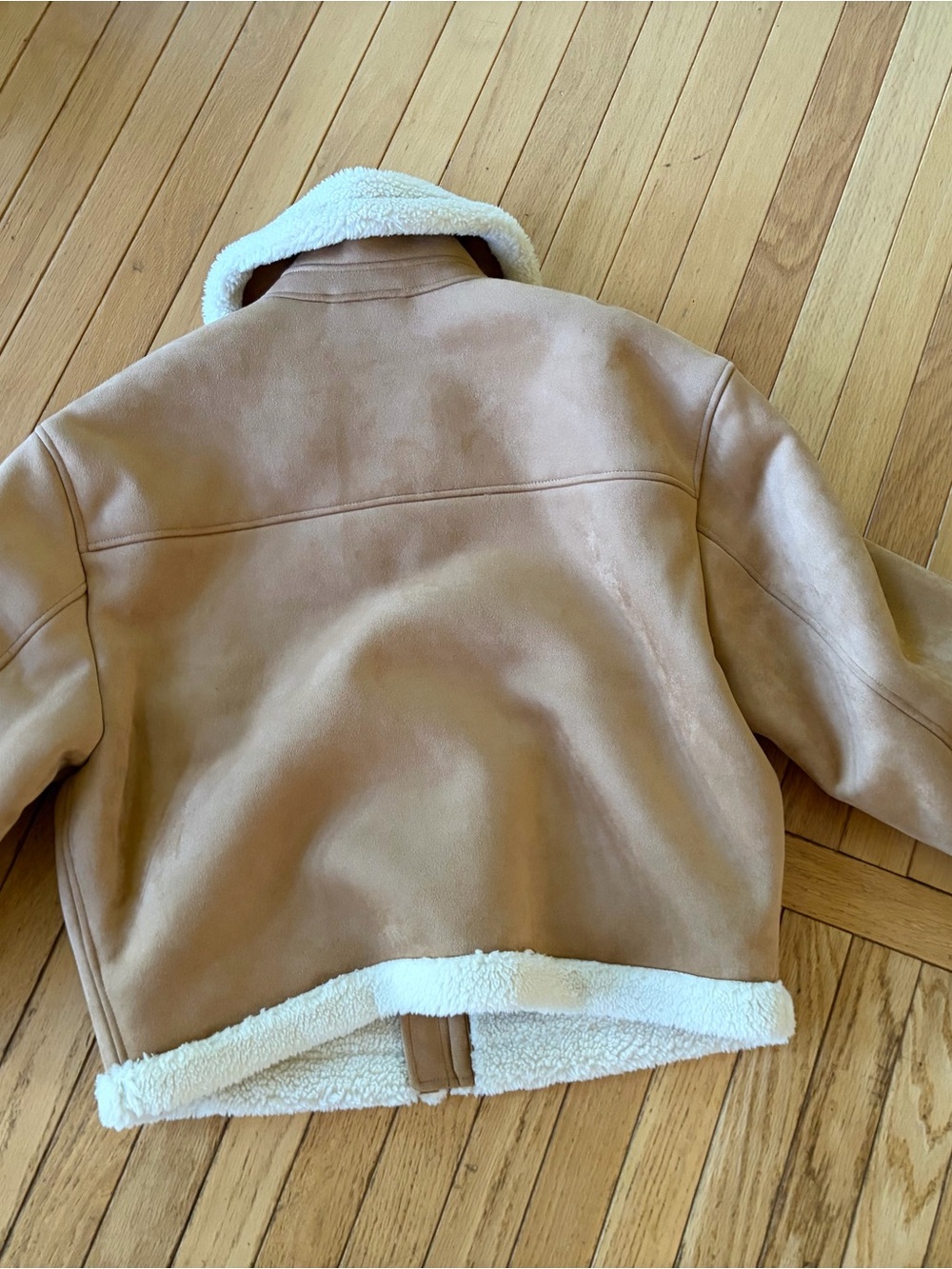 GAP Tan Jacket with Cream Sherpa Trim - Picture 7 of 9